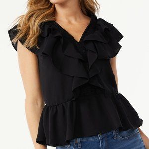Sofia Jeans | Smocked Ruffle Top | XL | Flirty & Feminine
